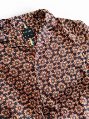 Denim & Flower Brown Floral Medallion Button-Down Shirt